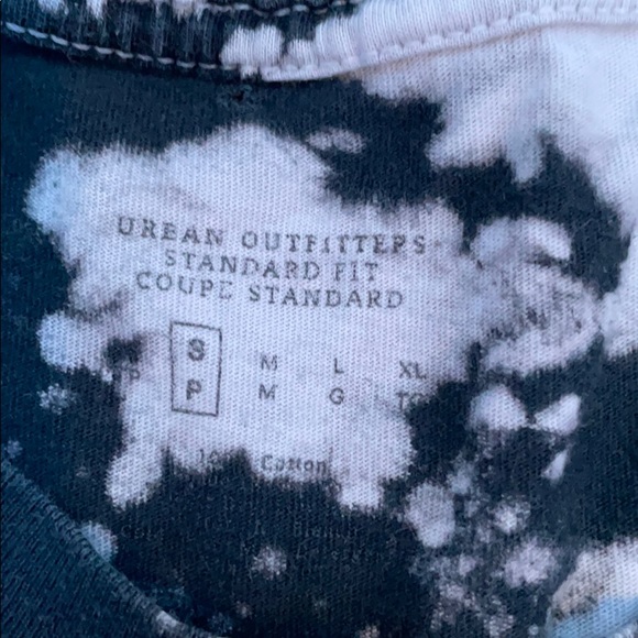 Tie dye urban outfitters teeπ€π€π€ - Picture 2 of 2